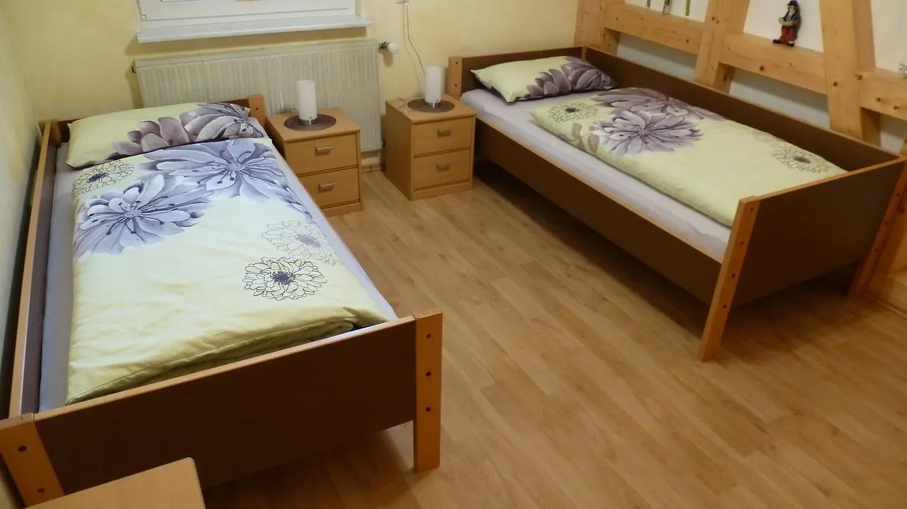 Ferienwohnung Hassmueller Sulzdorf an der Lederhecke Apartment